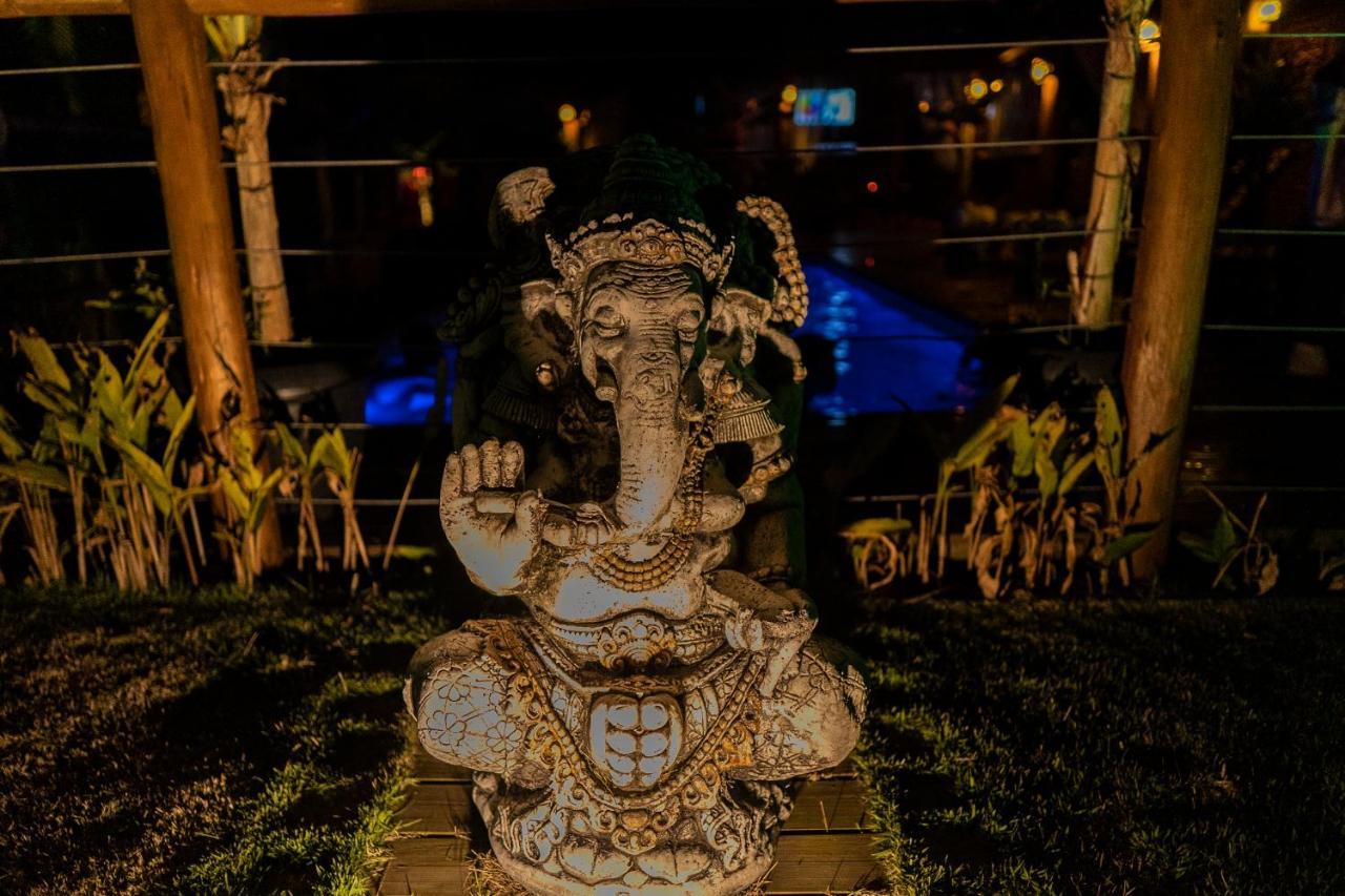 Hotel ॐ Rosa Astral ॐ Praia do Rosa Exteriér fotografie